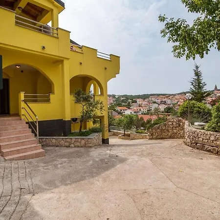 2 Apartment